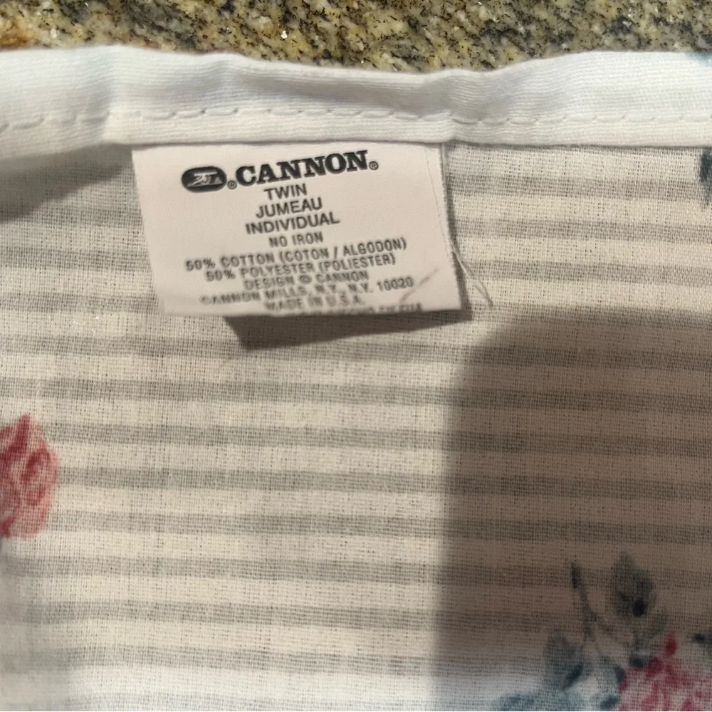 2 Vintage Shabby Chic Flat Sheets